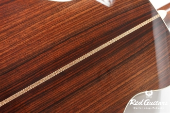 OM-28E Modern Deluxe